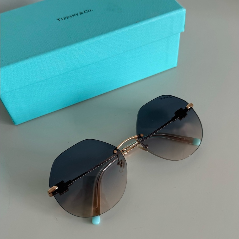 Tiffany & Co sunglasses rose gold mother of pearl